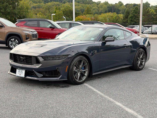 Used 2025 Ford Mustang Dark Horse RWD image 8