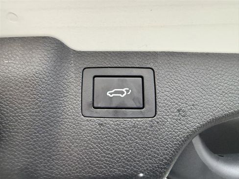 Used 2017 Hyundai Santa Fe Sport AWD/4WD image 21