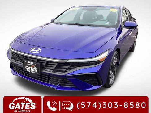 Used 2025 Hyundai Elantra SEL image 5