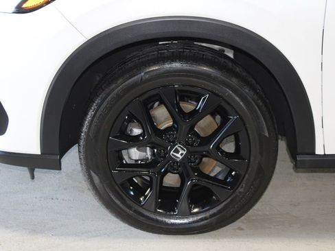 Certified 2024 Honda HR-V Sport image 6