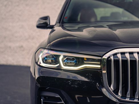 Used 2021 BMW ALPINA XB7 AWD/4WD image 24