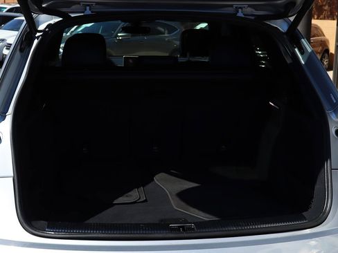 Used 2019 Audi SQ5 Premium Plus w/ Premium Plus Package image 24