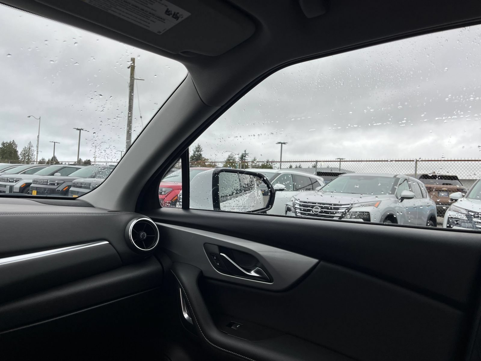 Used 2025 Chevrolet Blazer LT FWD image 35