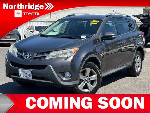 Used 2015 Toyota RAV4 XLE FWD image 1