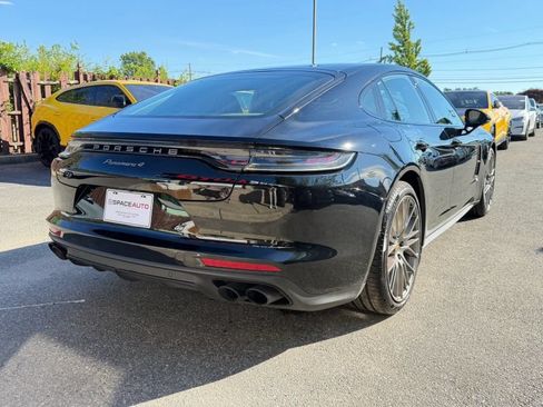 Used 2023 Porsche Panamera 4 Platinum Edition AWD/4WD image 6