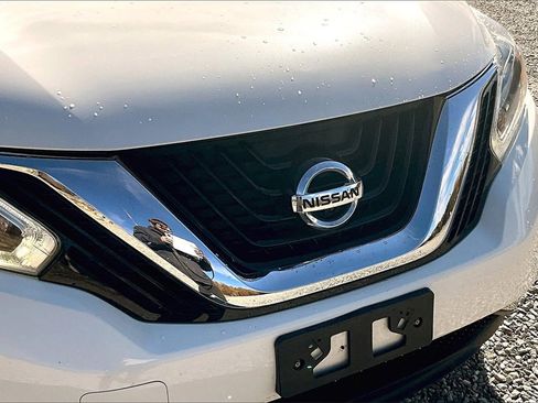 Used 2018 Nissan Murano SL w/ Moonroof Package image 27