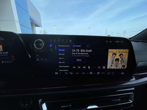 Certified 2024 Chevrolet Traverse RS image 13