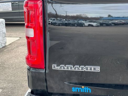 New 2025 RAM 1500 Laramie w/ Trailer Tow Group AWD/4WD image 11