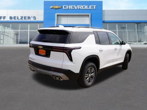 New 2026 Chevrolet Traverse LT w/ Driver Confidence Package image 3