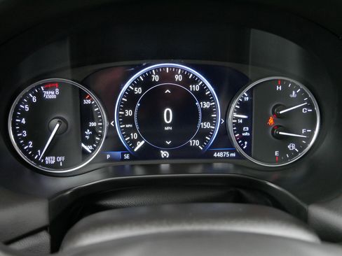 Used 2024 Buick Enclave Avenir w/ Avenir Technology Package image 28