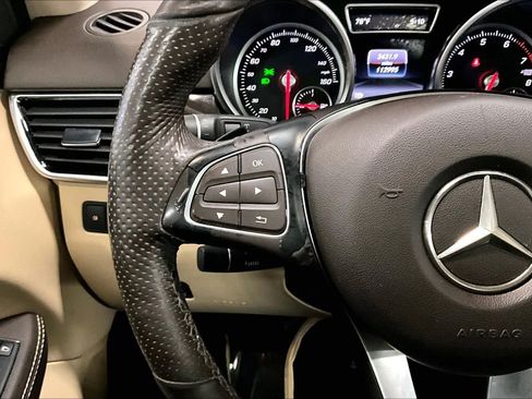 Used 2017 Mercedes-Benz GLE 350 4MATIC image 24