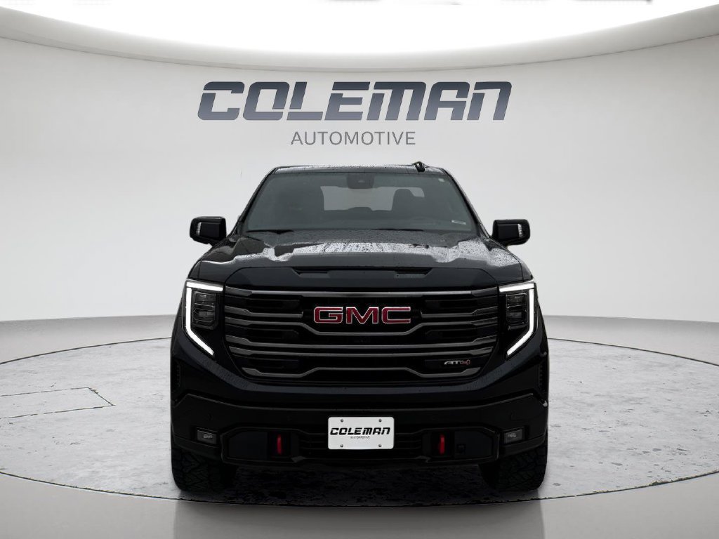 Used 2025 GMC Sierra 1500 AT4 w/ Technology Package AWD/4WD image 2