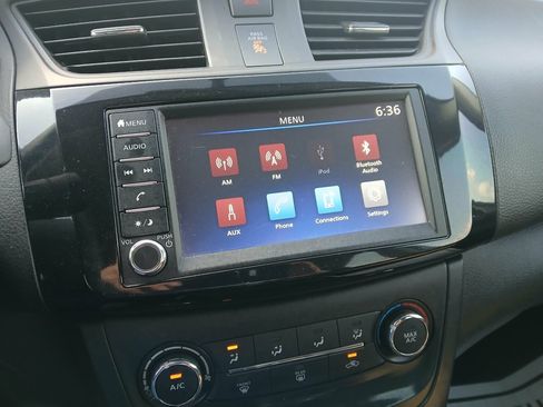 Used 2019 Nissan Sentra S FWD image 15