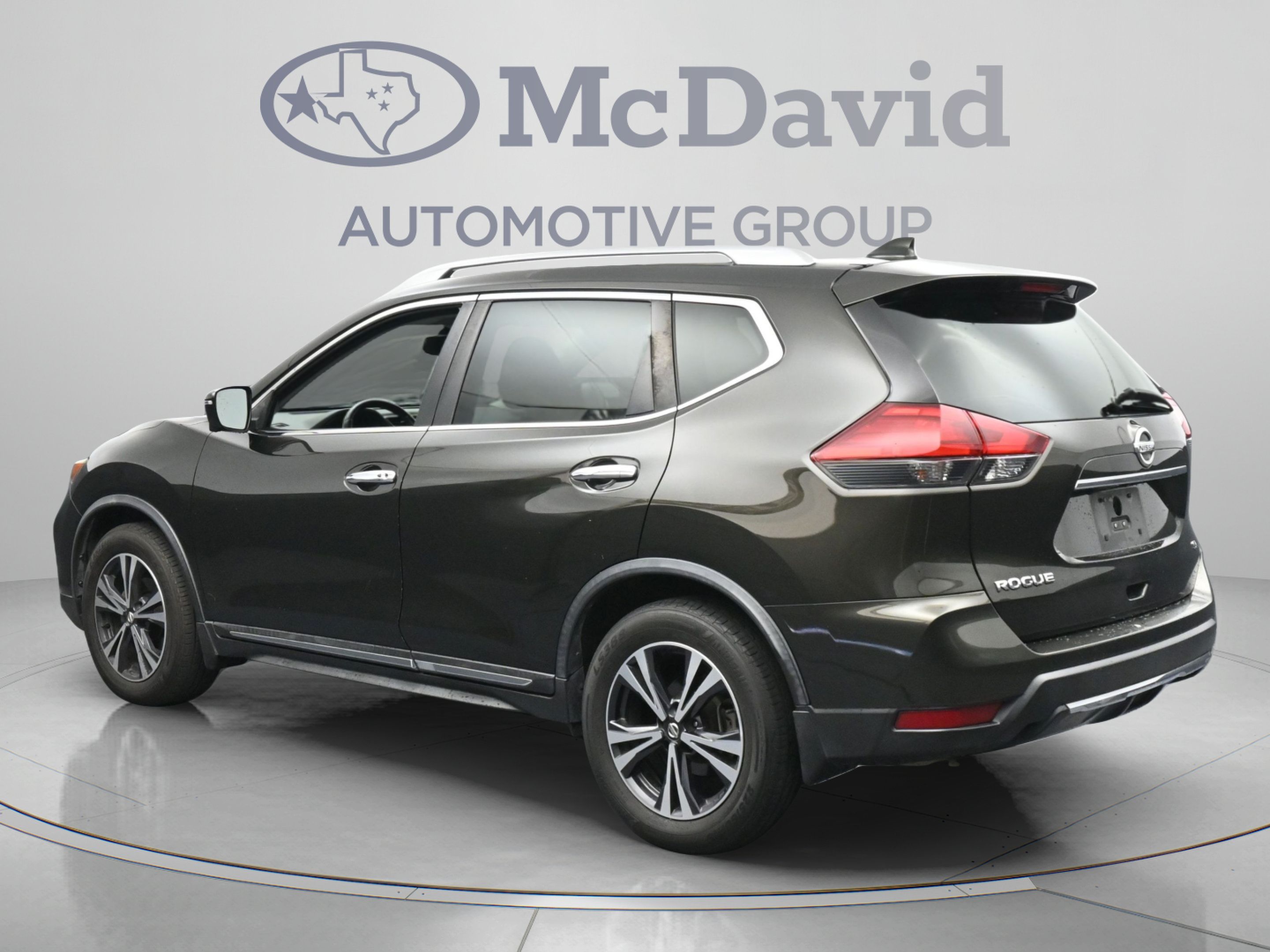 Used 2017 Nissan Rogue SL FWD image 6