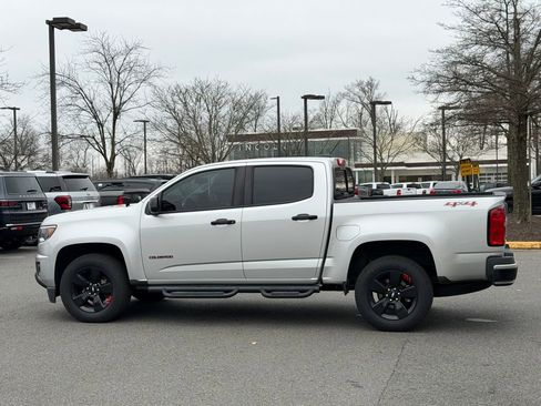 Used 2020 Chevrolet Colorado LT w/ Redline Special Edition image 11
