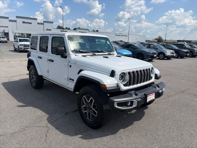 Used 2026 Jeep Wrangler Unlimited Sahara AWD/4WD image 8