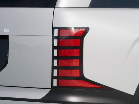 New 2026 Hyundai Palisade SEL Premium FWD image 10