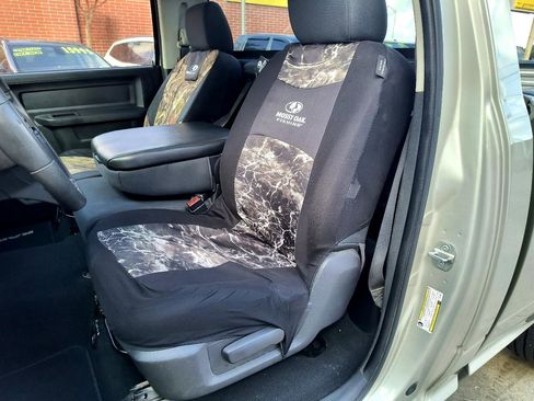 Used 2009 Dodge Ram 1500 Truck ST w/ ST Popular Equipment Group image 15