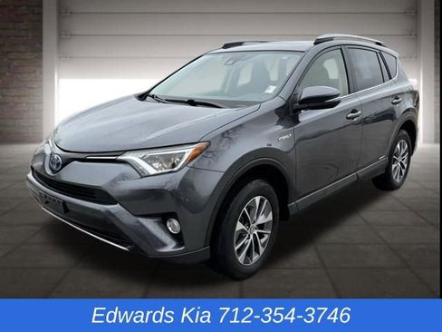 Used 2017 Toyota RAV4 XLE w/ All Weather Liner Package image 8