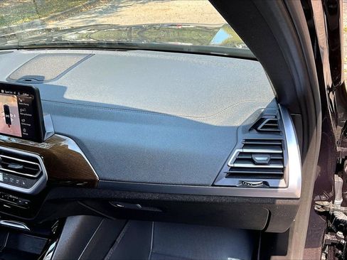 Used 2022 BMW X3 M40i w/ Premium Package image 23