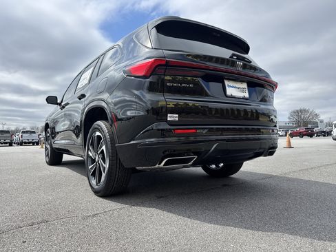 New 2026 Buick Enclave Sport Touring w/ Power Package image 8