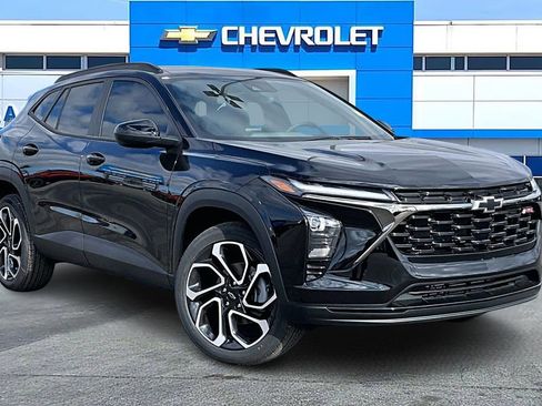 New 2026 Chevrolet Trax RS w/ Sunroof Package image 1