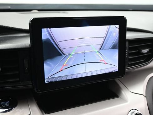 Used 2023 Ford Explorer XLT RWD image 16