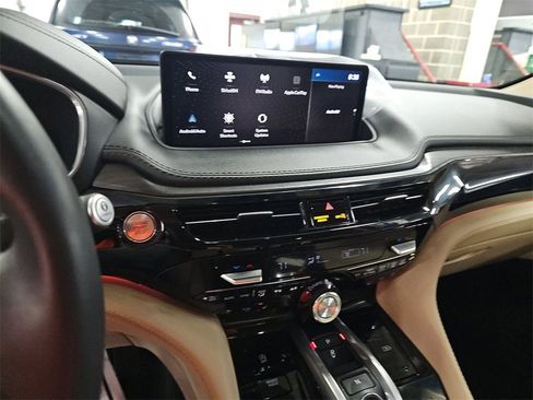 Used 2023 Acura MDX SH-AWD w/ Advance Package image 18