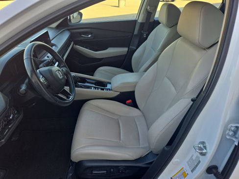 Used 2023 Honda Accord EX-L image 11
