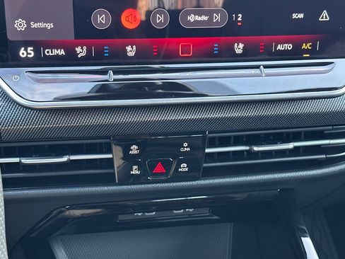 New 2025 Volkswagen GTI SE image 19