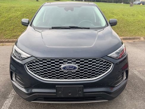 Used 2024 Ford Edge SEL w/ Convenience Package AWD/4WD image 3