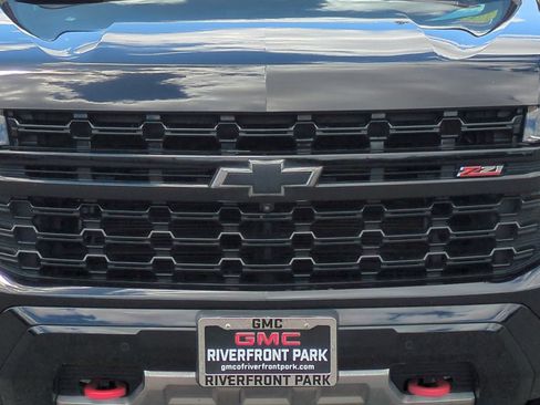 Used 2023 Chevrolet Tahoe Z71 w/ Luxury Package AWD/4WD image 46