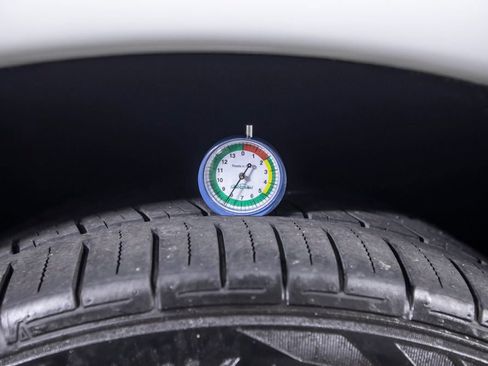 Used 2020 Dodge Durango SXT image 43