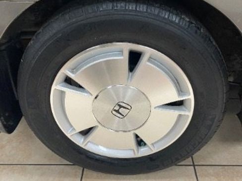 Used 2006 Honda Civic Hybrid Sedan image 20