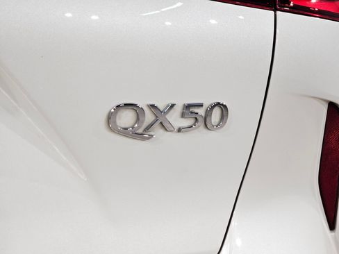 Used 2021 INFINITI QX50 Essential w/ Convenience Package FWD image 38