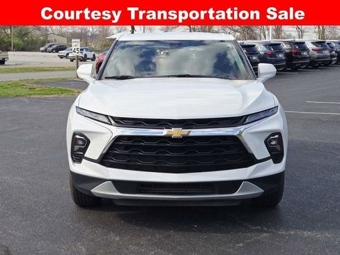 Used 2025 Chevrolet Blazer LT AWD/4WD image 8