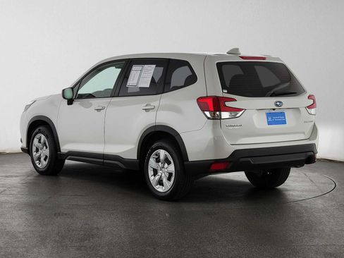 Used 2022 Subaru Forester AWD/4WD image 5
