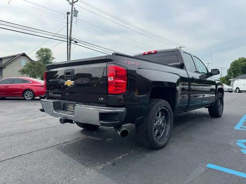 Used 2019 Chevrolet Silverado 1500 LT AWD/4WD image 3
