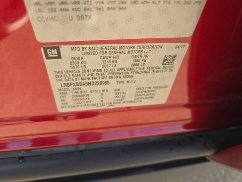 Used 2017 Buick Envision Essence image 19