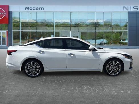 Certified 2023 Nissan Altima 2.5 SL FWD image 5