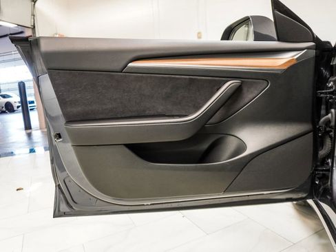 Used 2023 Tesla Model 3 Standard Range image 20