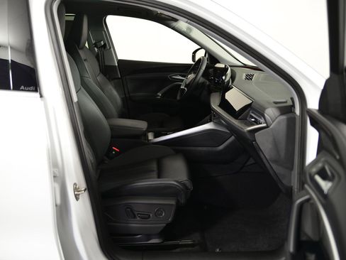 New 2025 Audi Q5 Premium Plus image 18