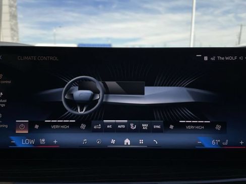 Used 2026 BMW X7 xDrive40i AWD/4WD image 19