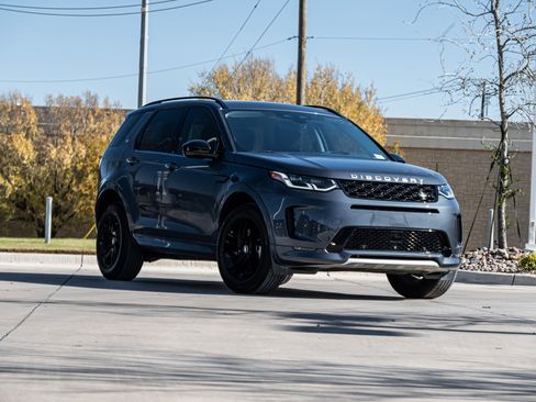 Used 2024 Land Rover Discovery Sport S image 2