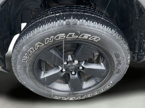 Used 2019 RAM 1500 Tradesman w/ Popular Equipment Group image 16