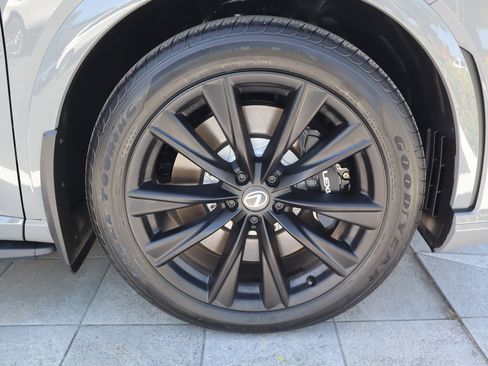 Used 2026 Lexus RX 500h F Sport image 11