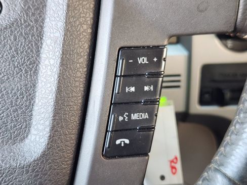 Used 2013 Ford F150 Lariat w/ Luxury Equipment Group AWD/4WD image 30