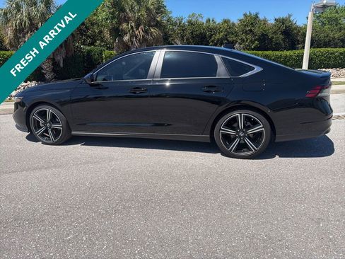 Used 2023 Honda Accord Sport image 11