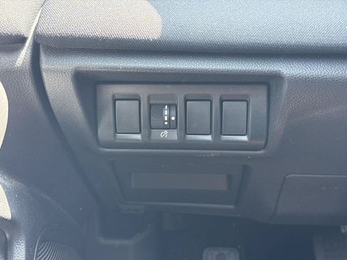 Used 2024 Subaru Outback Premium AWD/4WD image 15