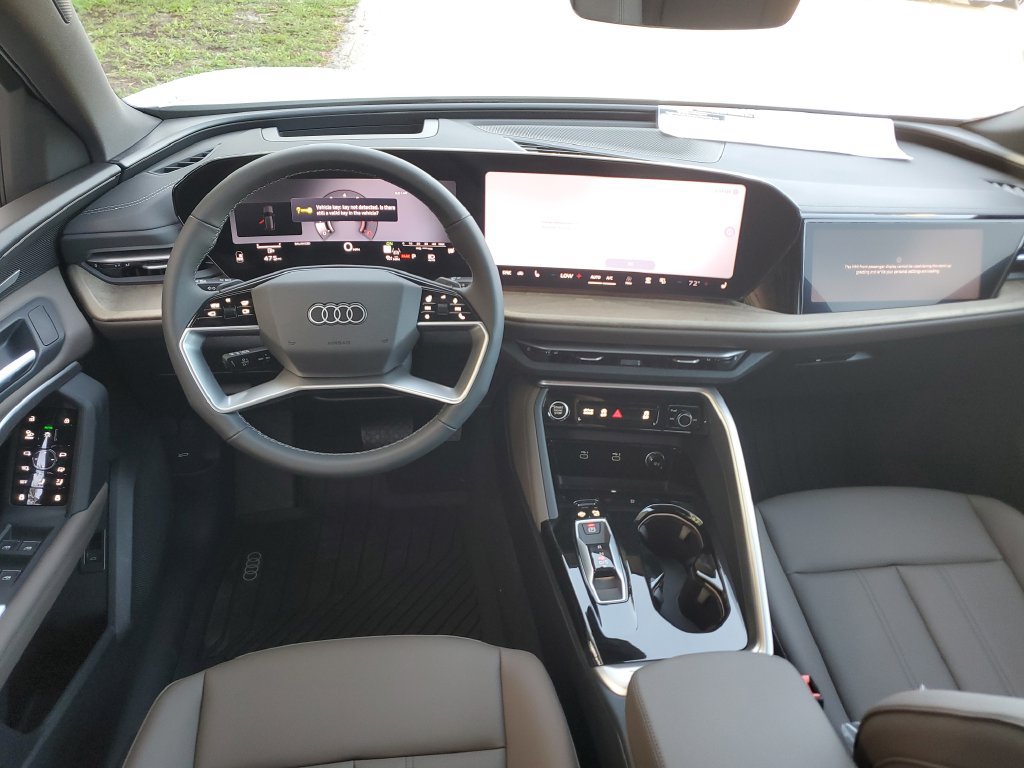 New 2026 Audi Q5 Premium Plus AWD/4WD image 3